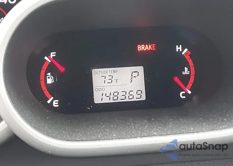 2009 Pontiac Vibe z USA, uszkodzony, nr VIN 5Y2SP67029Z457124